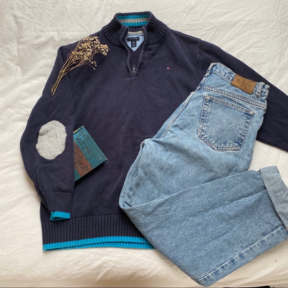 Elbow-patch navy blue pullover sweater